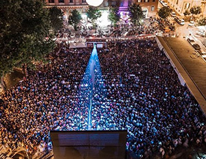 Cinema in Piazza San Cosimato
